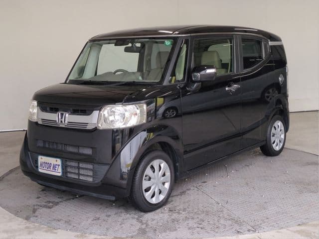 HONDA N BOX SLASH