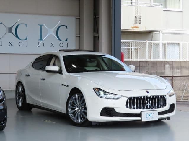 MASERATI MASERATI GHIBLI Sedan