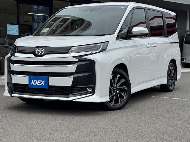 TOYOTA NOAH HYBRID
