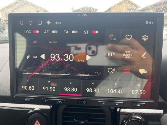 Car thumbnail 3