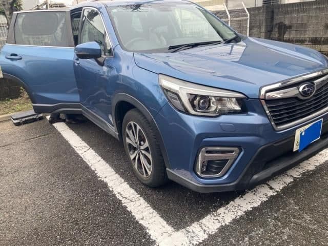 Car thumbnail 3