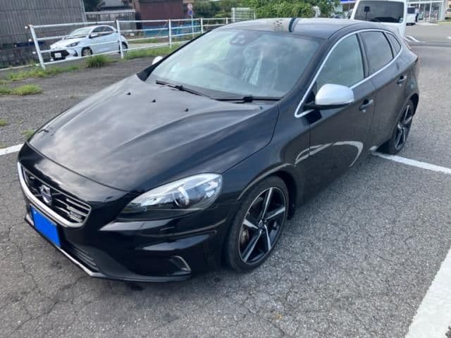 VOLVO VOLVO V40