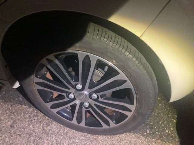 Car thumbnail 3