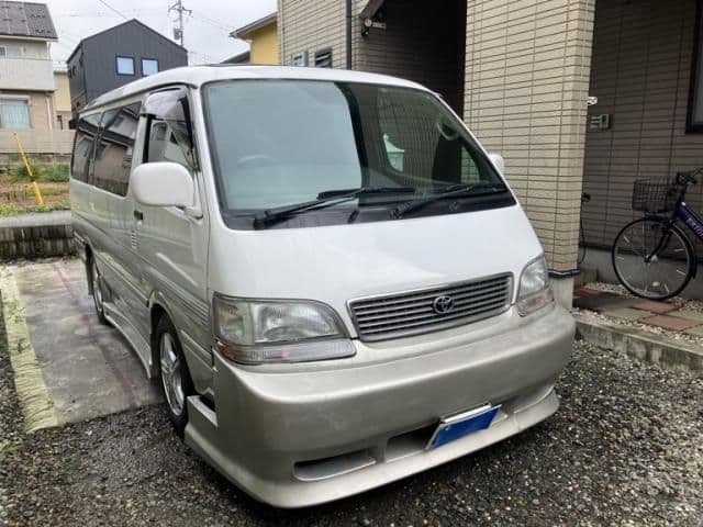 TOYOTA HIACE wagon