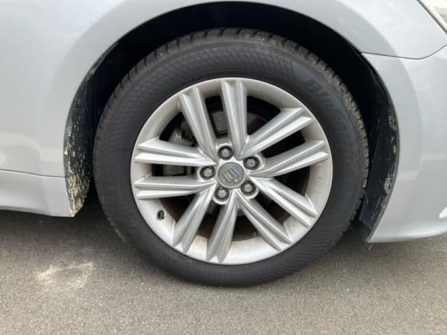 Car thumbnail 4