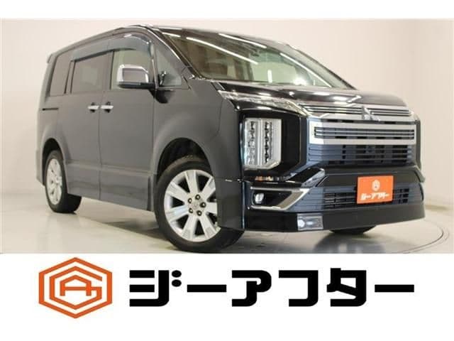 MITSUBISHI DELICA D:5 4WD
