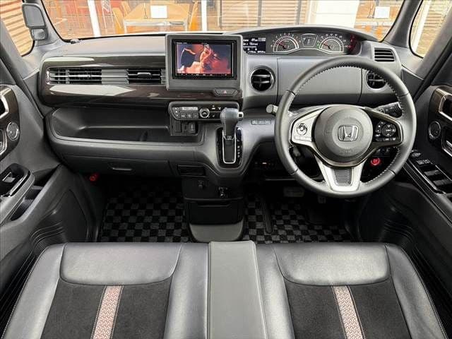 Car thumbnail 2