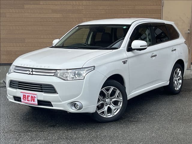 MITSUBISHI OUTLANDER PHEV