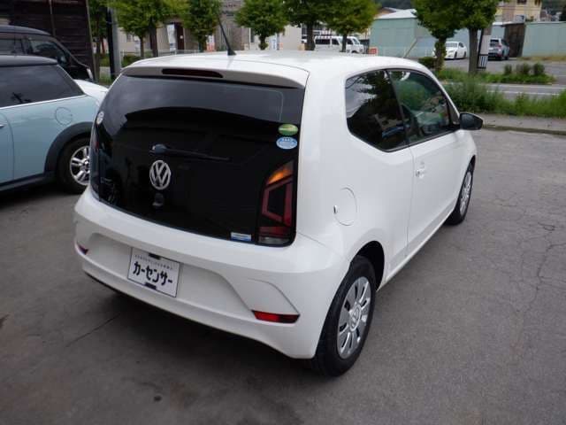 Car thumbnail 4