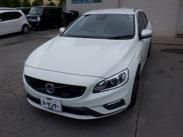 VOLVO VOLVO V60