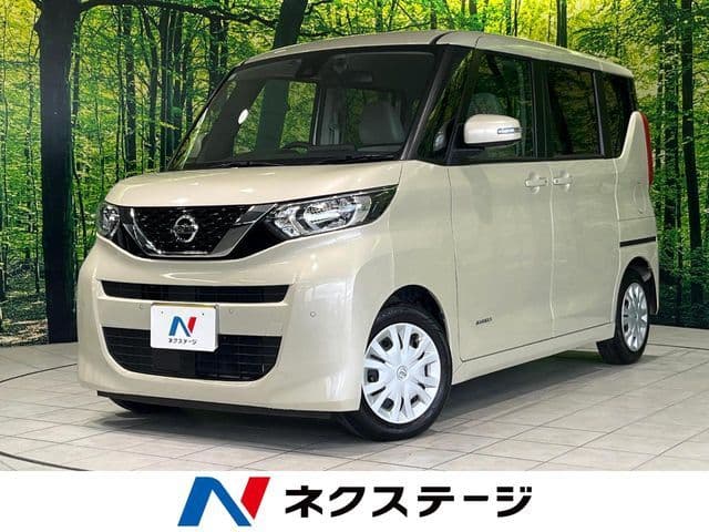 NISSAN ROOX