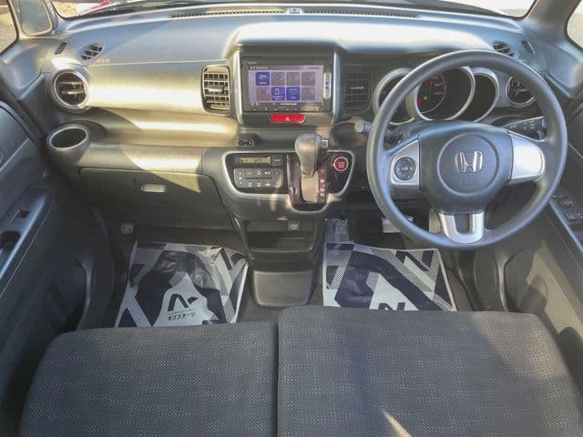 Car thumbnail 2