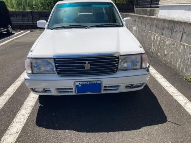 TOYOTA CROWN sedan