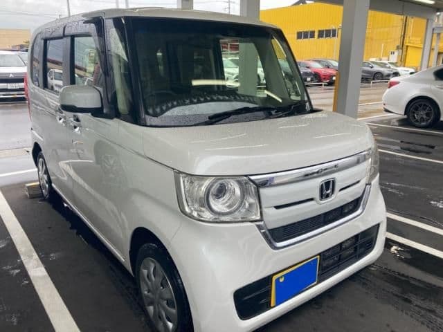 HONDA N BOX 4WD