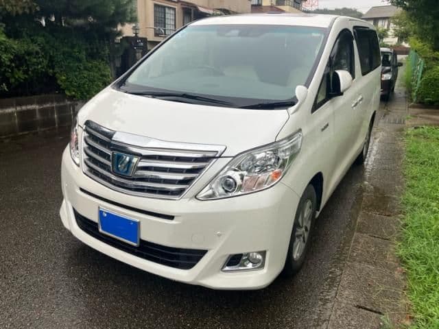 TOYOTA ALPHARD hybrid 4WD