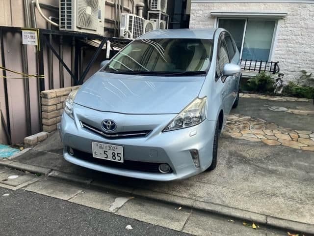 TOYOTA PRIUS Alpha