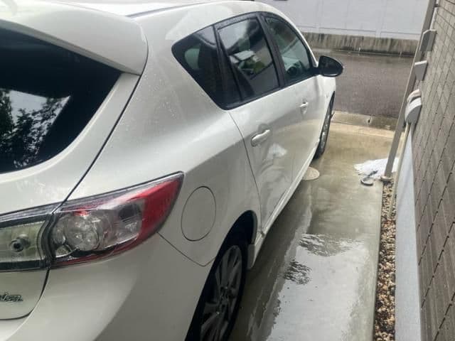 Car thumbnail 4