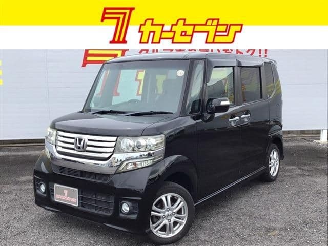 HONDA N BOX CUSTOM 4WD