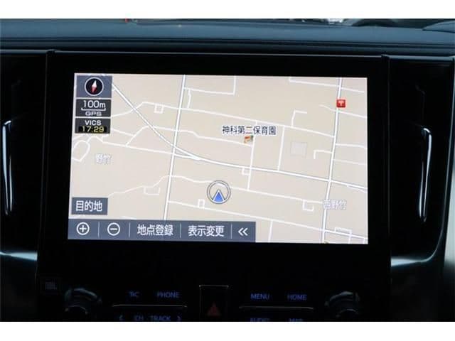 Car thumbnail 3