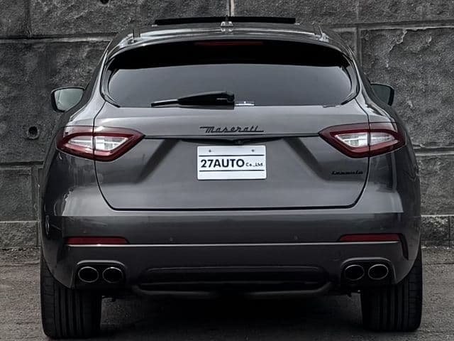 Car thumbnail 4