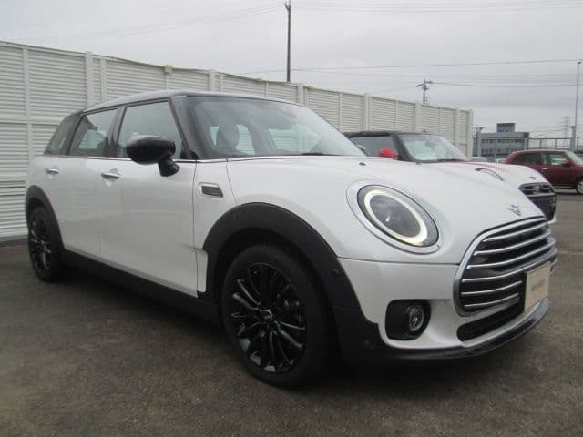 Car thumbnail 3