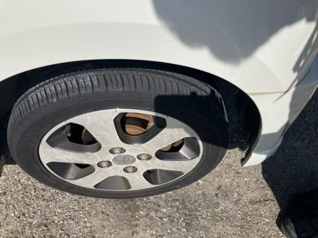 Car thumbnail 3
