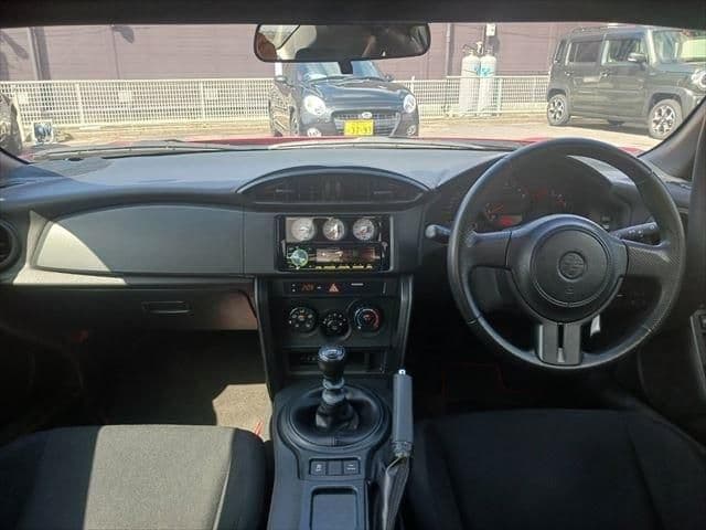 Car thumbnail 2