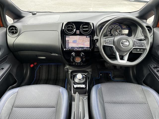 Car thumbnail 2