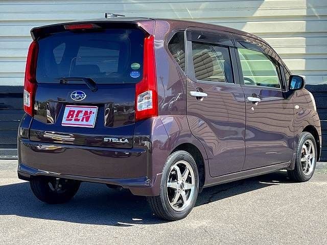Car thumbnail 4