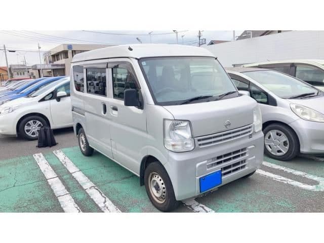NISSAN NV100 CLIPPER