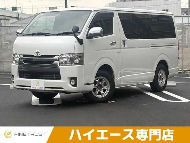 TOYOTA HIACE van 2WD