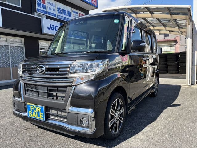 DAIHATSU TANTO CUSTOM 4WD