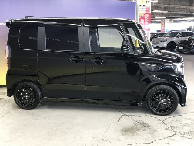 Car thumbnail 2
