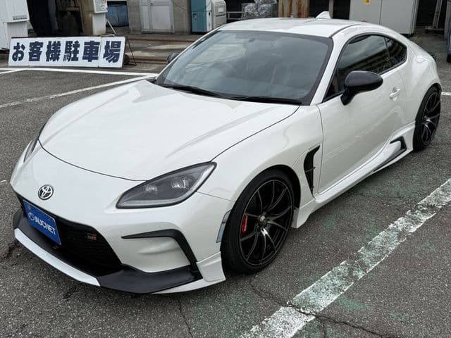 TOYOTA GR86