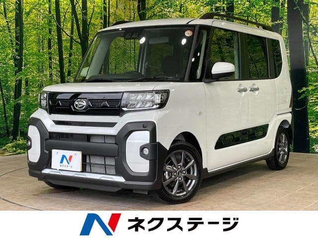 DAIHATSU TANTO FAN CROSS