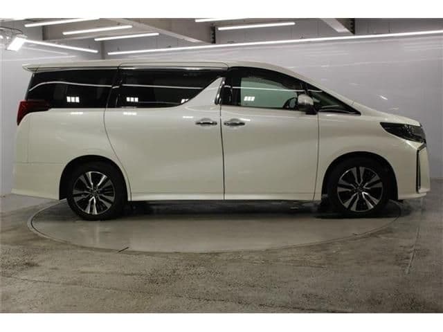 Car thumbnail 4