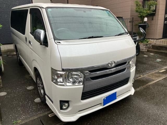 TOYOTA HIACE van 2WD