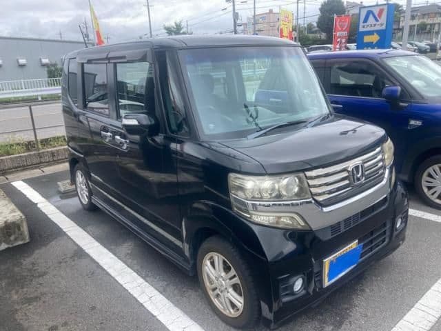 HONDA N BOX CUSTOM