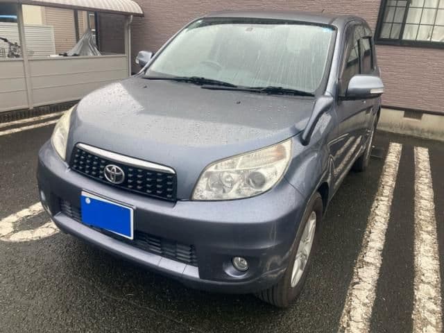 TOYOTA RUSH 4WD
