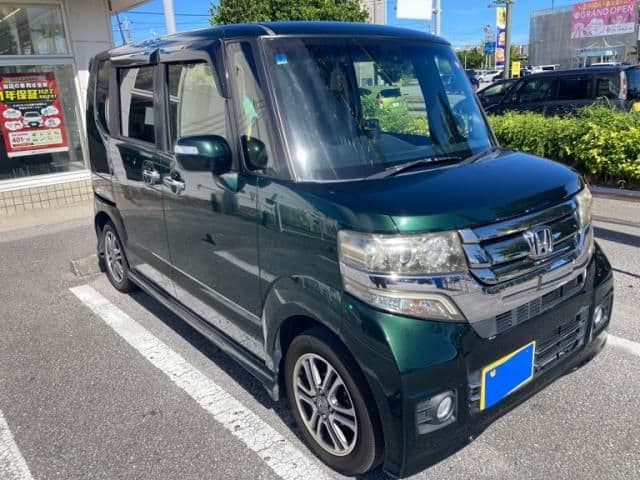 HONDA N BOX CUSTOM