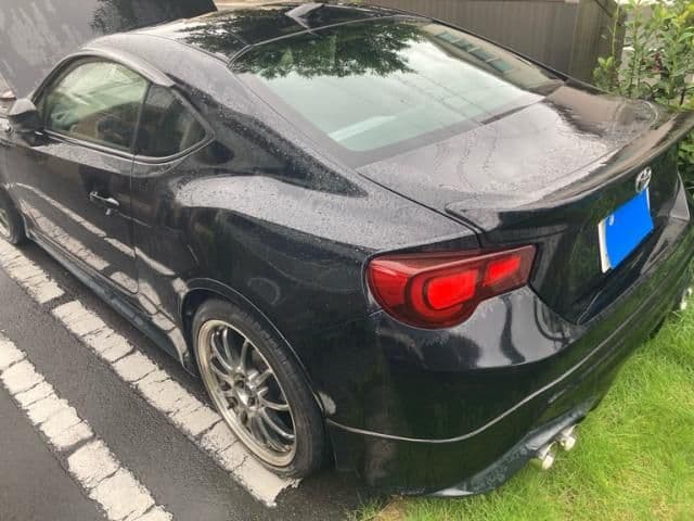 Car thumbnail 3