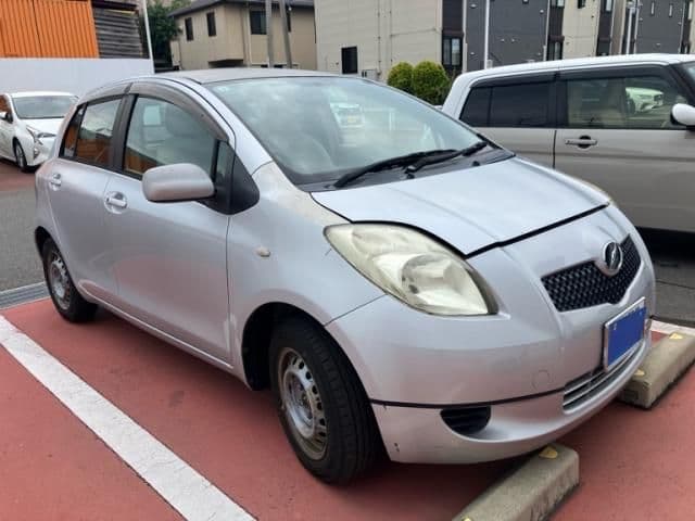 TOYOTA VITZ