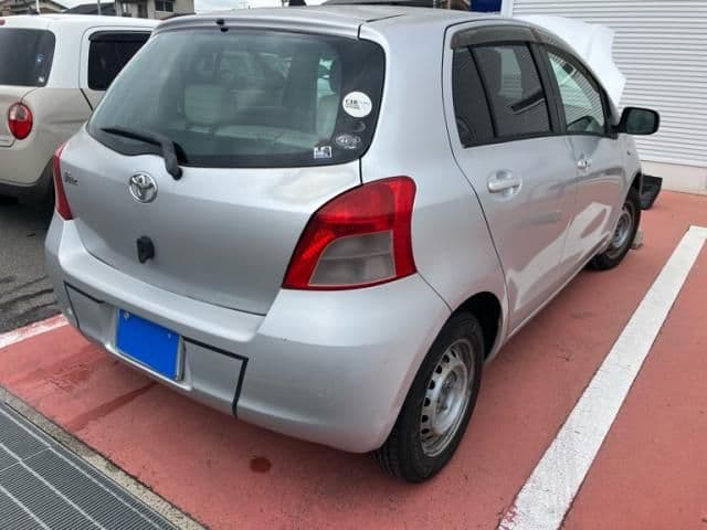 Car thumbnail 4