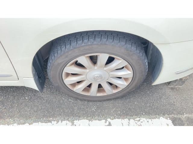 Car thumbnail 3