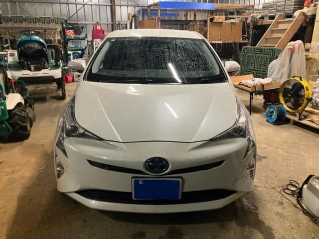 TOYOTA PRIUS