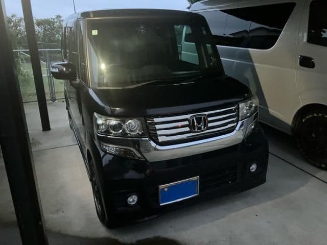 HONDA N BOX CUSTOM