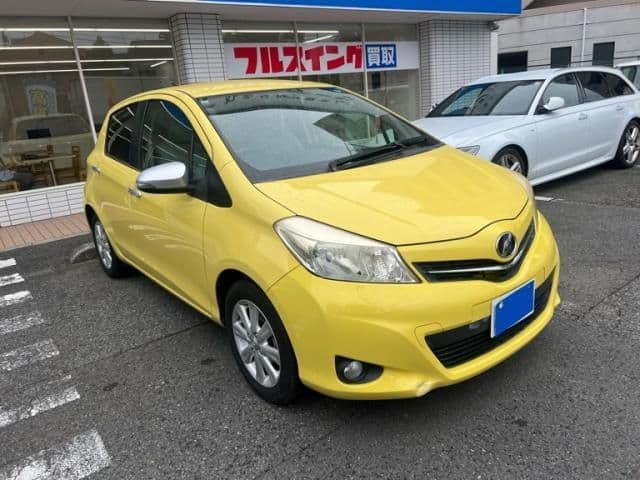 TOYOTA VITZ