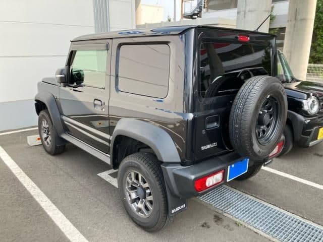 Car thumbnail 4