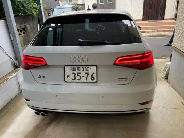 Car thumbnail 2
