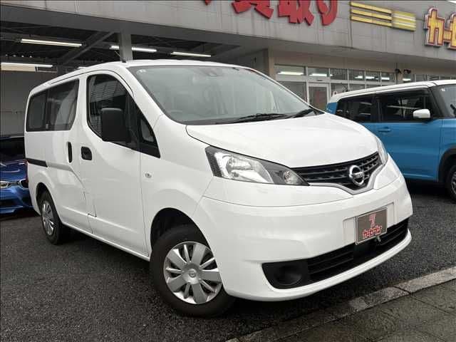 NISSAN NV200 VANETTE van